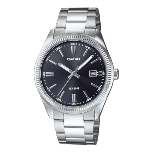 Reloj Casio clásico de plata y 39mm
