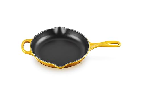 LE CREUSET Sartén skillet redonda de hierro fundido, diámetro 23 cm, Néctar